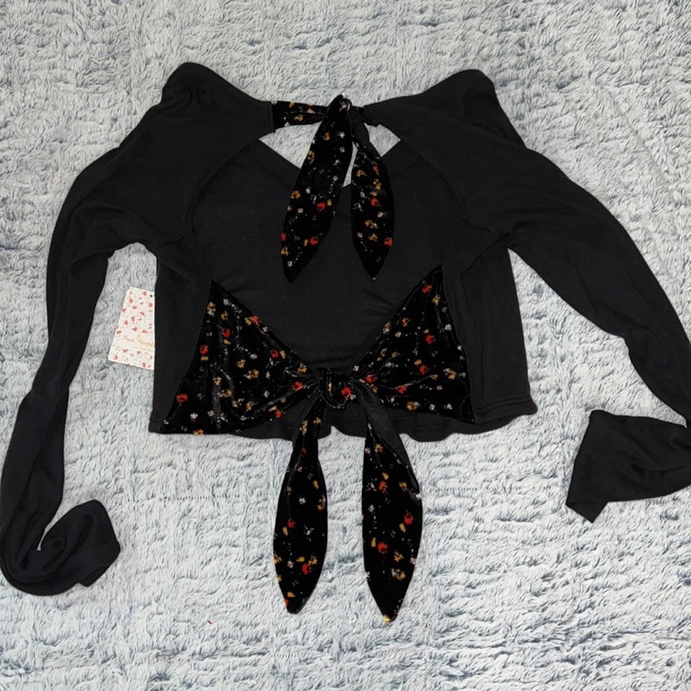 Free people long sleeve open back crop size large